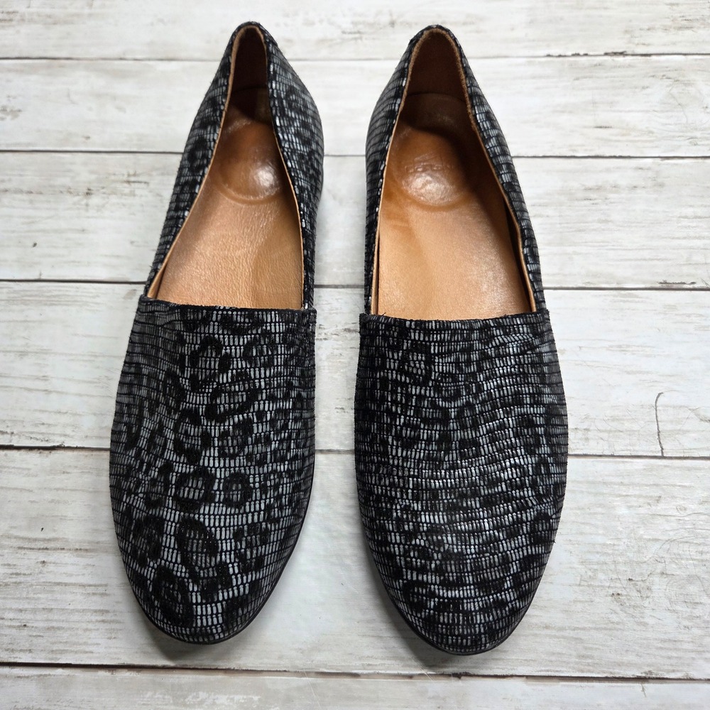 Dansko Fawna Animal Print Loafers Flats Women 39 Black Silver Metallic Leather